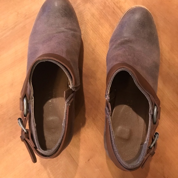 Very Volatile booties - Picture 2 of 7